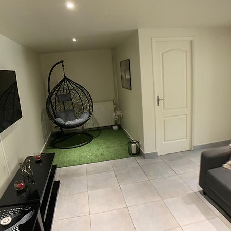 Appartement cosy proche Roissy CDG Astérix DisneyLand Paris Goussainville  Exterior foto